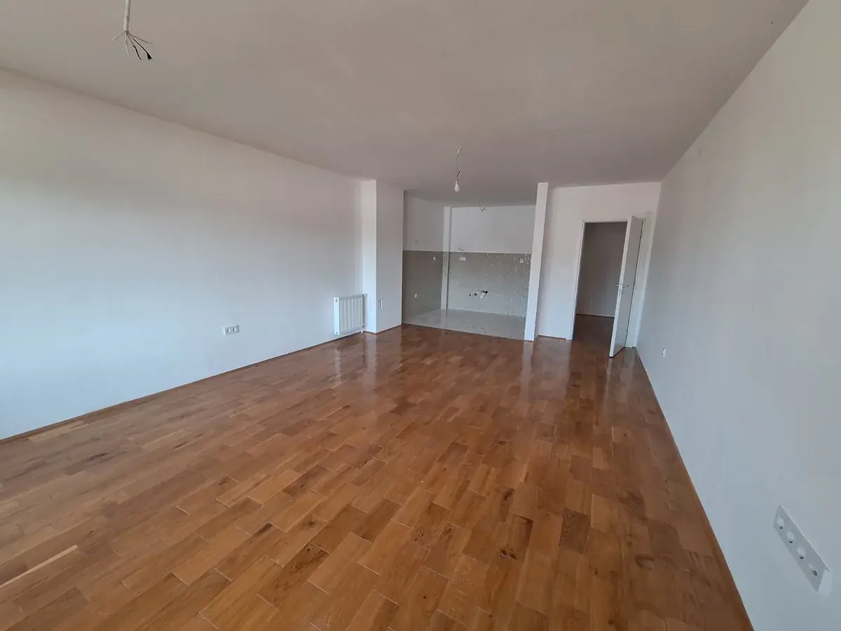 Stan 92,63 m² — Voždova 90