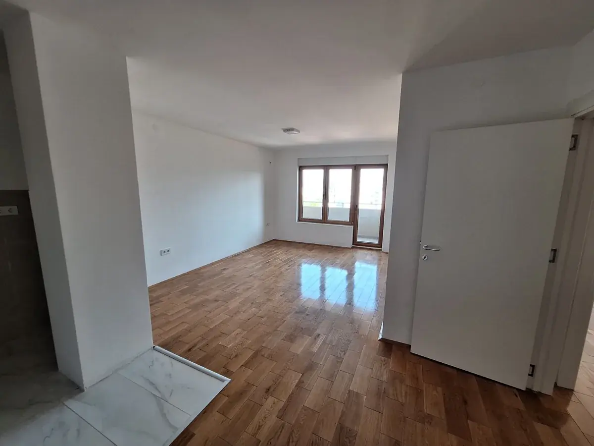Stan 76,13 m² — Voždova 90