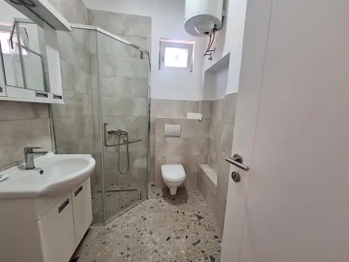 Renoviran stan / poslovni prostor 54 m² — Borivoja Gojkovića — fotografija 11