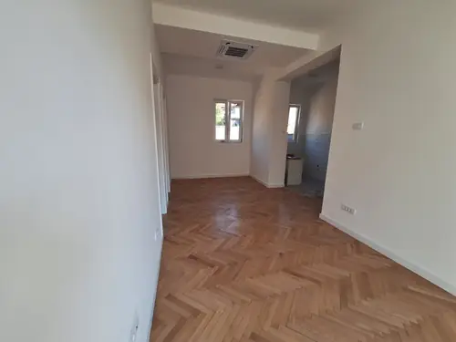 Renoviran stan / poslovni prostor 54 m² — Borivoja Gojkovića — fotografija 3