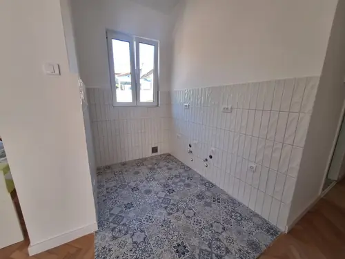 Renoviran stan / poslovni prostor 54 m² — Borivoja Gojkovića — fotografija 8