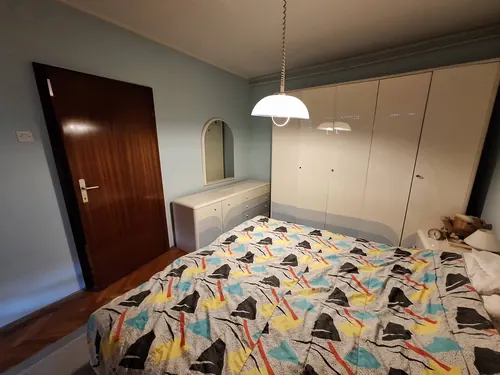 Komforan porodičan stan — fotografija 7