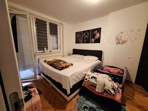 Renoviran četvorosoban stan 90 m² — Jugovićeva — fotografija 7