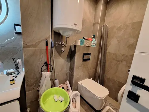 Renoviran četvorosoban stan 90 m² — Jugovićeva — fotografija 9