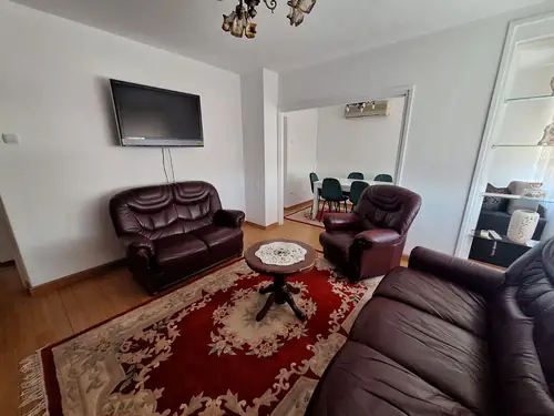 Opremljen stan 48 m² — Nade Tomić — fotografija 3