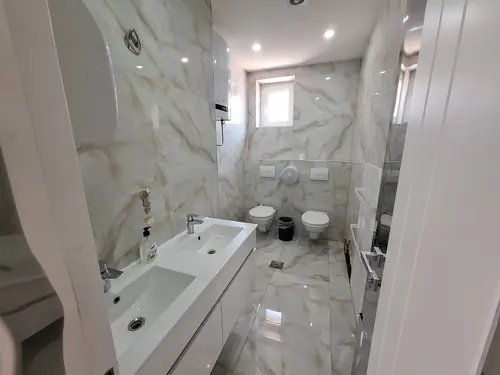 Poslovni prostor 140 m² — Obrenovićeva — fotografija 14