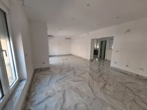 Poslovni prostor 140 m² — Obrenovićeva — fotografija 4