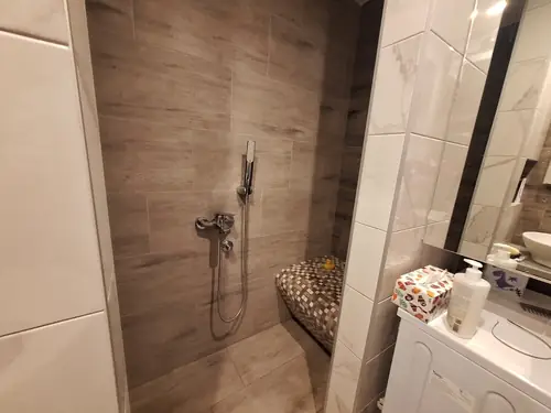 Renoviran četvorosoban stan 92 m² — Vase Pelagića, Pantelej — fotografija 14
