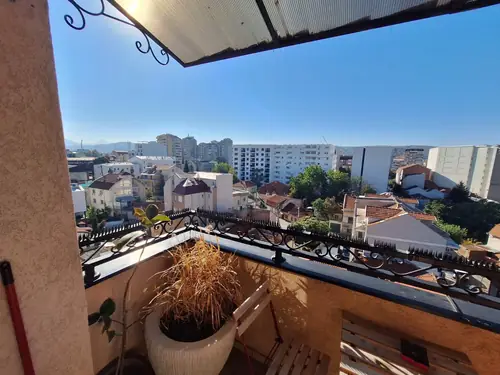 Stilski opremljen dupleks 73 m² — Vojvode Vuka — fotografija 5