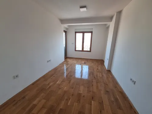Stan 76,13 m² — Voždova 90 — fotografija 2