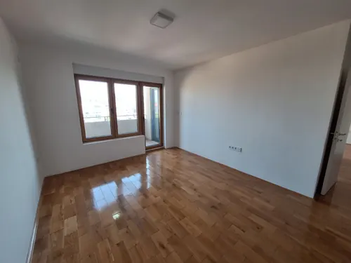 Stan 76,13 m² — Voždova 90 — fotografija 4